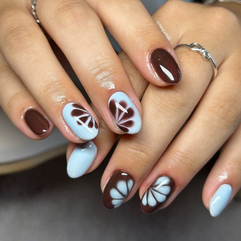 Mẫu nail Blue và Brown cực trendy tại Hazel Nails